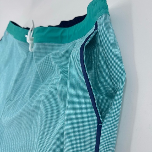 Vineyard Vines Swim Suit - Picture 5 of 9